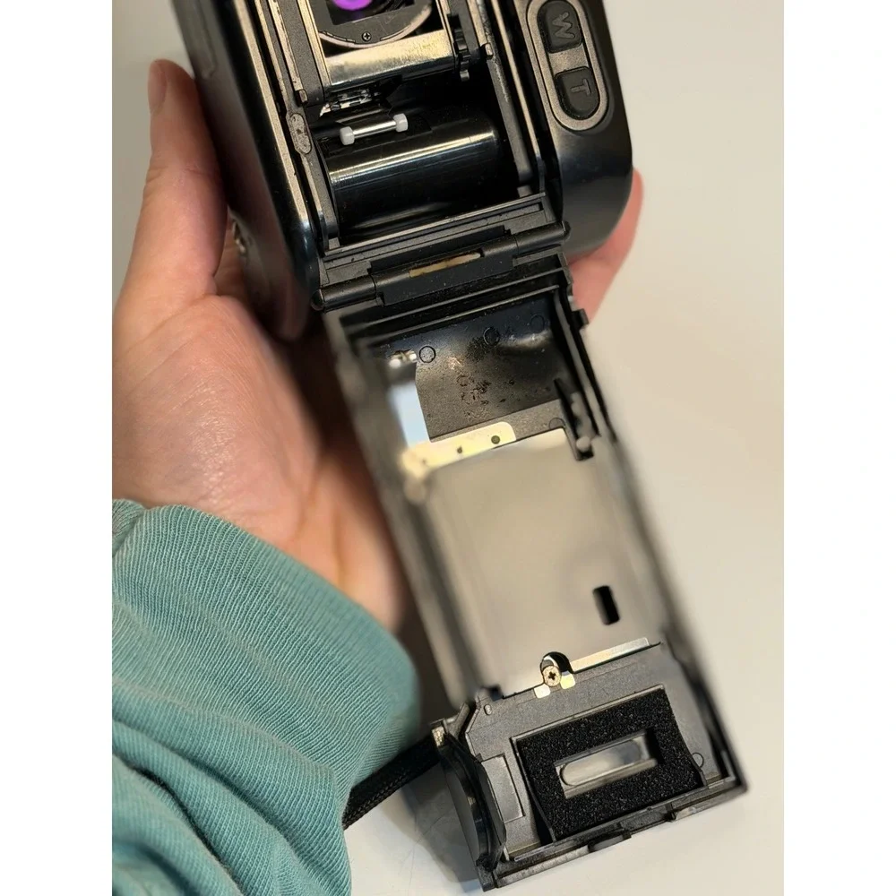 VTG Vivitar Series 1 440PZ Camera Black 35mm Film 38-70mm Power Zoom AF AS IS